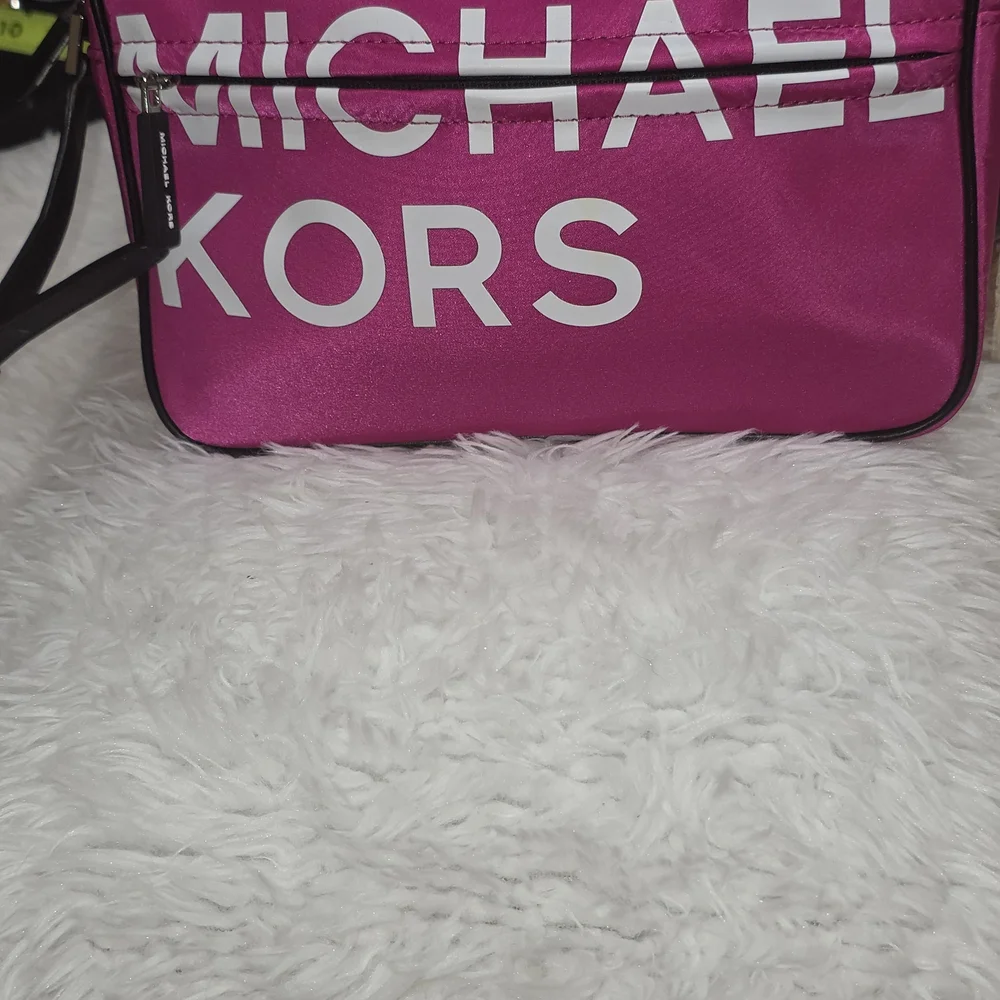 Michael Kors Men's Crossbody Bag - Fuchsia Pink